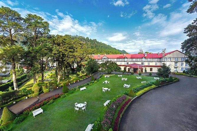 Day Trip to Nuwara eliya from Kandy - Nuwara Eliya Golf Course: old-school British leisure