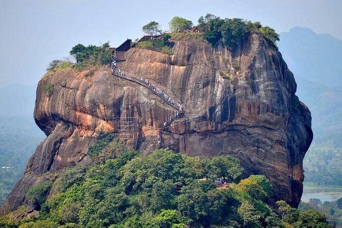 Day Trip To Sigiriya & Dambulla Temple with Free Sri Lankan Lunch - 7:00am pickup from Kandy or Colombo (and why it matters)