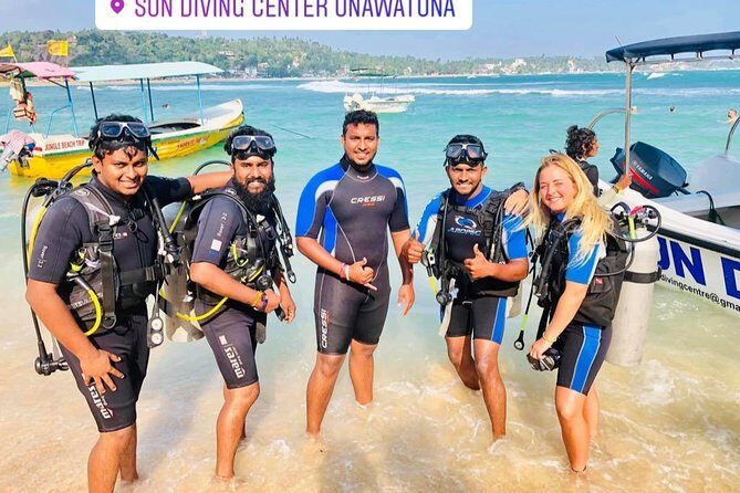 Discover SCUBA Diving in Beautiful Unawatuna Bay - Gear, Instructors, and the Small-Group Setup