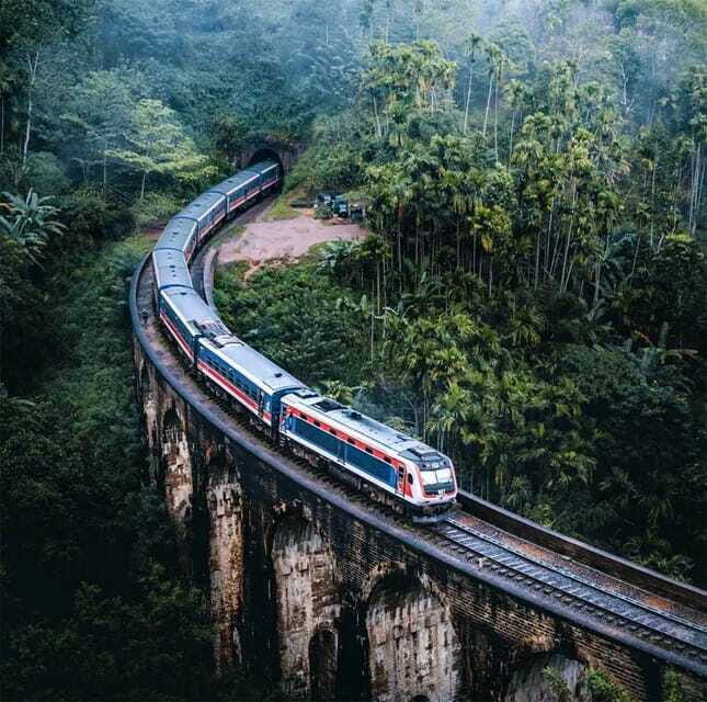 Ella: Little Adam's Peak, 9 Arch Bridge, Ravana Falls Tour - What to bring (and what can ruin your day)