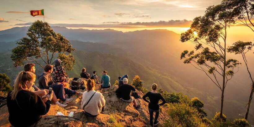 Ella: Private Ella Rock Sunrise Hike - All Inclusive - Key things you’ll notice fast