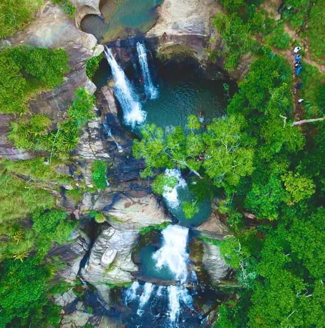 Ella: Tuk Tuk Tour to Diyaluma and Secret Waterfalls - Diyaluma Falls: 220 meters of the day’s main event