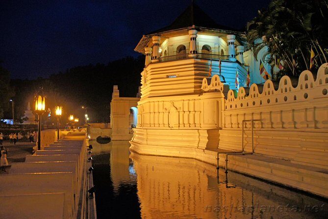 Evening Tour at the Last Kingdom of Sri Lanka, Kandy - What You Get for $19: Value That Actually Makes Sense