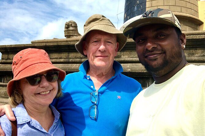 Explore Colombo by Tuk Tuk Morning & evening (Private Tours) - Dutch Hospital precinct, Colombo Lighthouse, and the Fort Clock Tower