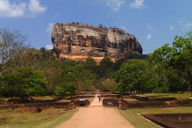 Explore Sigiriya, Kandy,Nuwaraeliya,Galle From Colombo - Key highlights at a glance