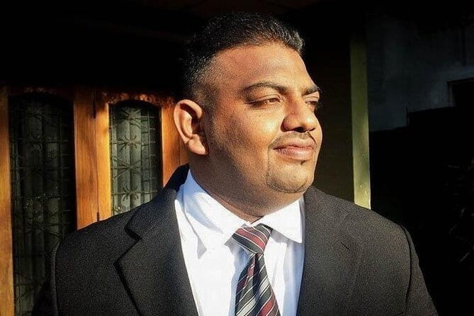 Explore Sri Lanka with Prasanna Sampath - Prasanna Sampath, English-speaking chauffeur-guide since 2012