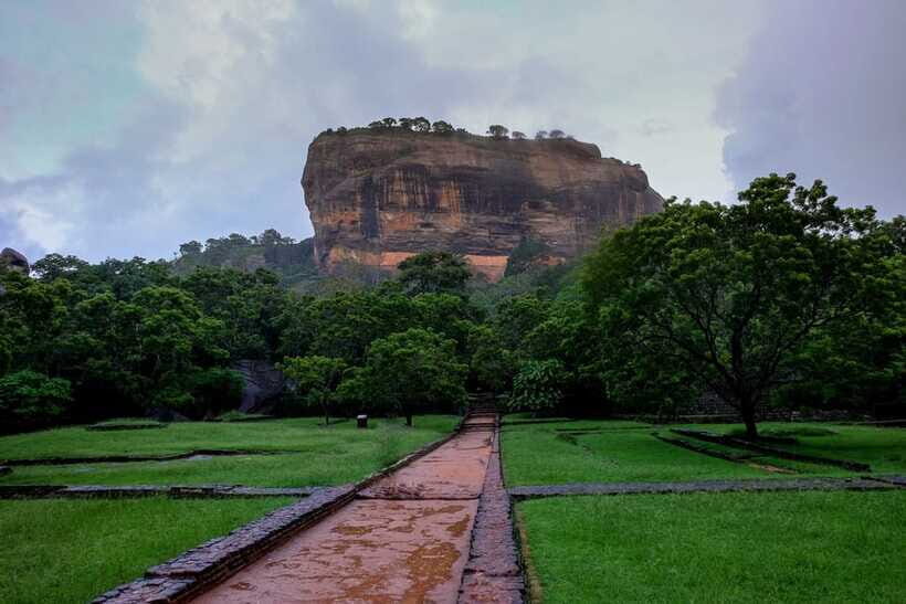 From Colombo: All Inclusive Sigiriya, Dambulla &Village Tour - Price and value: what $105 really covers