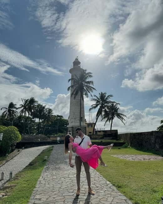 From Colombo: Galle Fort and Hikkaduwa Beach Day Tours - Galle Dutch Fort: walkable UNESCO that actually fits the day