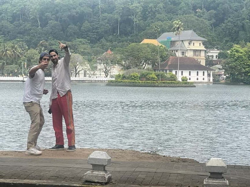 From Colombo: Kandy, Pinnawala and Tea Factory Full-Day Trip - Mawanella Spice Garden Lesson: A Short Stop That Helps the Whole Day Make Sense