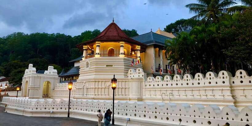 From Colombo: Kandy Temple of Tooth & Elephant Orphanage - What to Bring (So the Day Feels Easy, Not Hard)