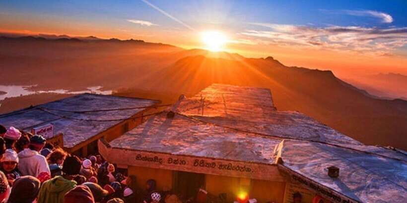 From Colombo/Negombo: Summit Thrills, Adams Peak Guided Hike - The 13-hour plan from Colombo or Negombo