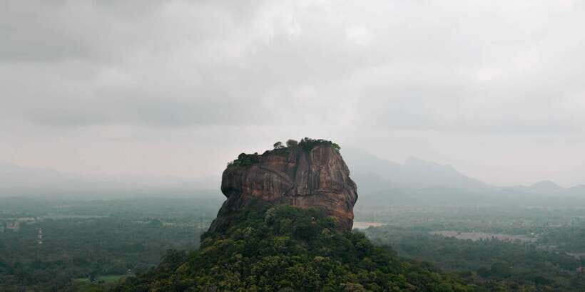 From Colombo: Sigiriya and Dambulla Full-Day Private Tour - Lunch and the pacing between two major sites