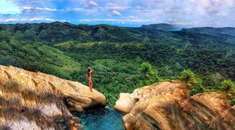 From Ella: Diyaluma Falls Full-Day Tour with Lunch - The Big View from the Precipice and Photo Time