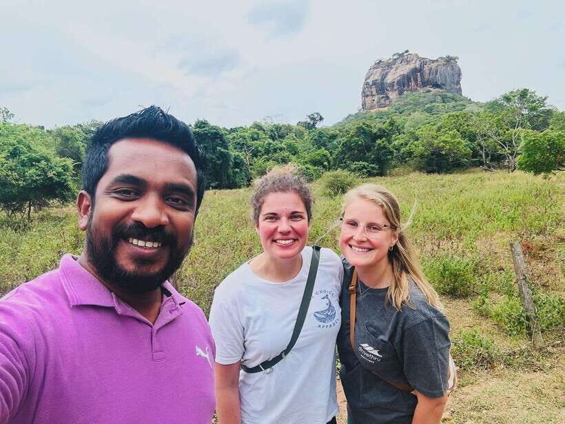 From Kandy: Sigiriya and Pidurangala Rock Tuk Tuk Safari - Matale Hindu Temple: an easy start that sets the tone