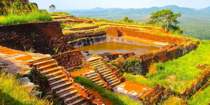 From Negombo: Sigiriya and Dambulla Day Trip and Safari - Getting There Early: The Mirigama Highway Morning