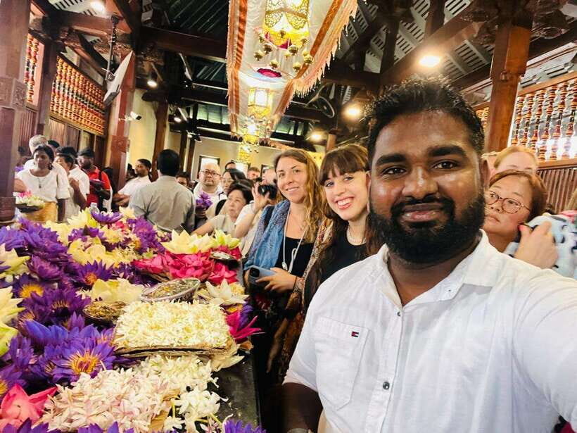 From Sigiriya: Kandy Drop and City Tour with Key Stops - A smooth one-day run from central Sri Lanka into Kandy
