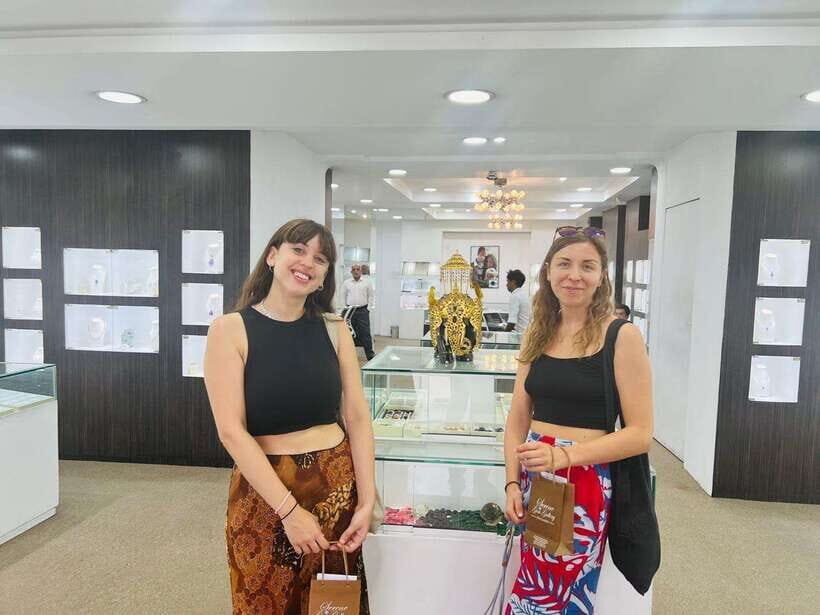 From Sigiriya: Kandy Drop and City Tour with Key Stops - Gem industry education in Kandy: learn the precious-stone trade