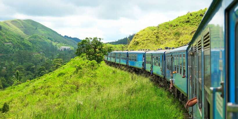 From Western Province: 2-Day Hill Country Highlights Trip - Hikkaduwa Turtles and the Galle Fort Walk: Coast Meets Old Stone