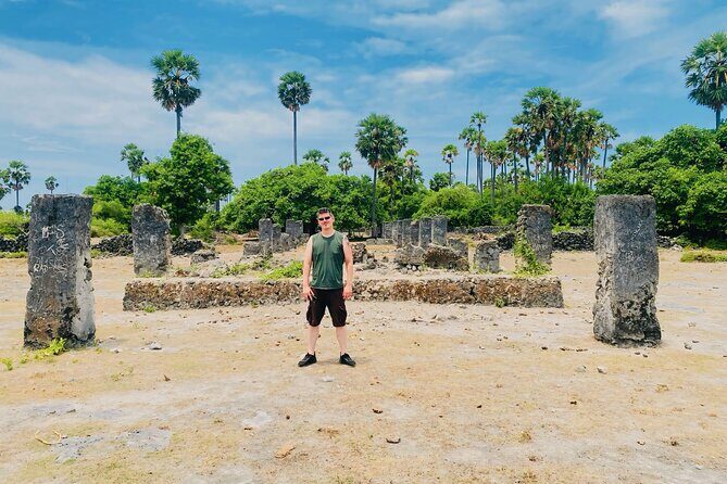Full Day Tour Delft and Nainativu Island Adventure from Jaffna - The early start: pickup, Pannai Causeway views, and KKD jetty timing