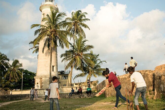 Galle City Sightseeing Tour by Tuk Tuk - Raju Herbal and Spice Garden: Where Buying Makes Sense