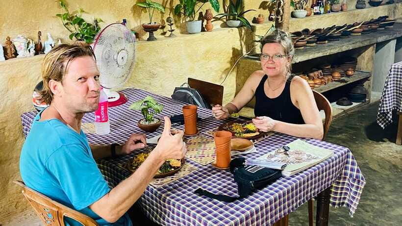 Galle: Cooking Class at a Local Home and Market Tour - Spice, technique, and a few Sri Lankan phrases