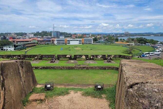 Galle Day Tour with River Safari, Tea Plantation & Sea Turtle - Galle Dutch Fort: UNESCO walls, colonial streets, and how to enjoy 1.5 hours well