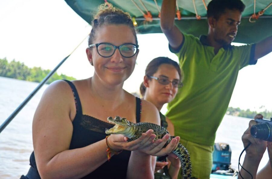Galle Day Trip - River Safari, Sea Turtle & Stilt Fishermen - Traditional Stilt Fishermen: A South Coast Skill in Real Time