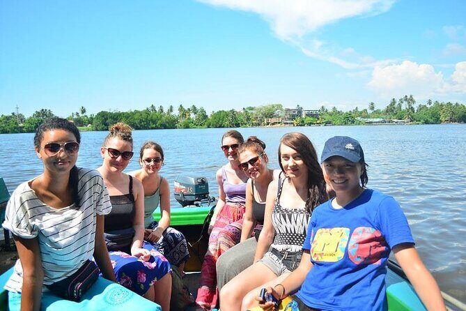 Galle Day Trip with River Safari, Sea Turtle & Stilt Fishermen - Ariyapala & Sons wood carvings and masks: watch skill at work