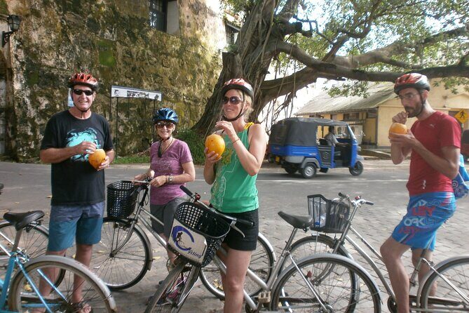 Galle Fort and City Cycling Tour - Choice of E-Bike or Manual - Flag Rock Bastion: pilot signaling and the sea-side logic