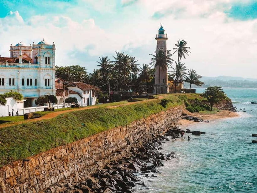 Galle Fort, Bentota, Hikkaduwa Beach: Day Tour from Colombo - Meetiyagoda moonstone mine: learning how the stones are worked