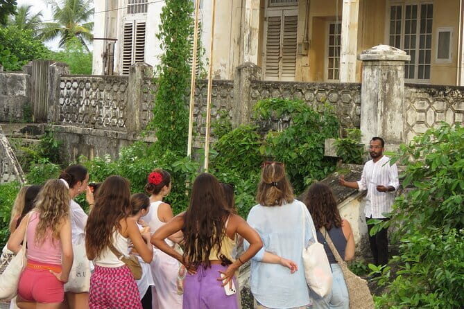 Galle Fort Heritage Walk by a Certified Heritage Interpreter - Stop 1: Black Fort and the trading hub behind the walls