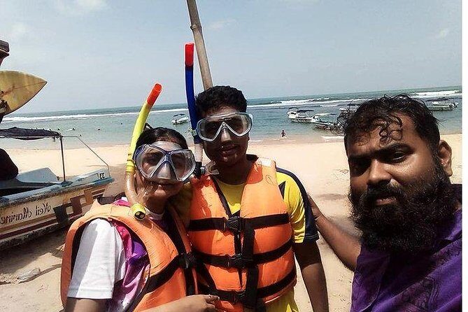 Glass Bottom Boat Tour and Snorkeling Hikkaduwa - The Final Hour Without the Guide: More Freedom, Still Support Nearby