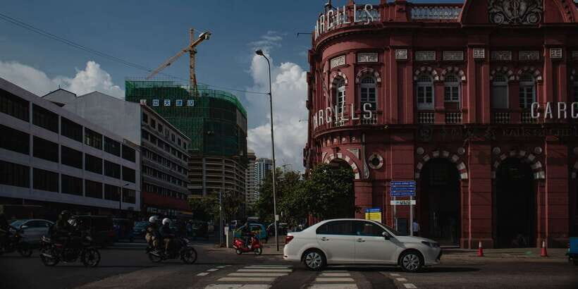 Guided Colombo Half-Day City Tour - Gangaramaya Temple: the stop with the most meaning