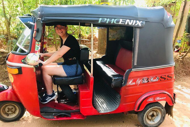 Half-Day Kandy City Tour by Tuk Tuk - Stop 4: Kandy View Point and the Kandy Lake Perspective