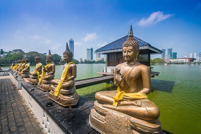 Highlights Colombo Day Tour With Afternoon HIGH TEA In Galle Face Hotel - Gangaramaya to the Fort: How the Colombo loop really works