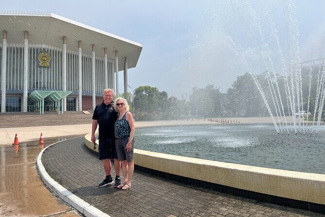 Highlights Colombo Day Tour With Afternoon HIGH TEA In Galle Face Hotel - Galle Face Green timing: street-food energy before you sit down for tea