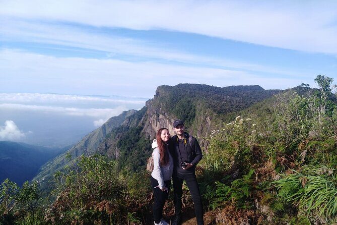 Horton Plains-World's End Tour and Tea Factory Tour From Nuwaraeliya - Timing, pacing, and what to pack for an early hike