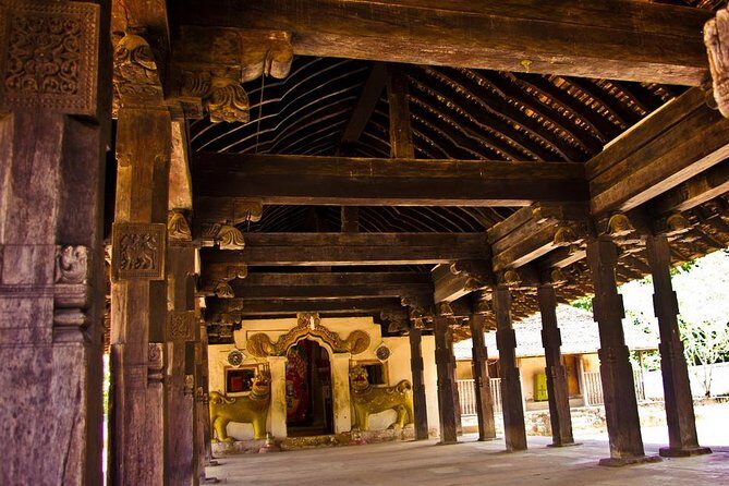 I Day Kandy Heritage Culture Tour - Stop 4: Udawattekele Sanctuary Forest Hiking and View Points