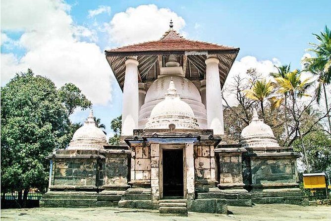 I Day Kandy Heritage Culture Tour - Stop 5: Kandyan Cultural Centre for Kandy Dance