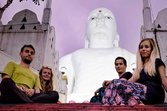 Kandy City guide Tour and day trip private luxury car and van - Key things to know before you go