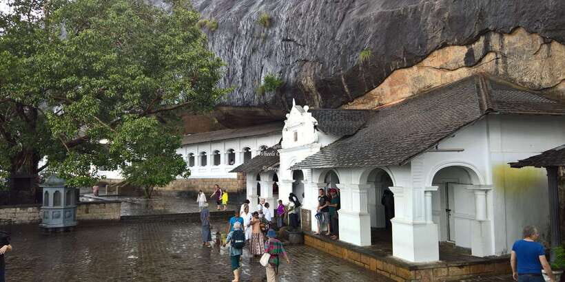 Kandy: City Highlights and Ramboda Waterfall Trip - Tea Factory and the Ramboda Approach: When the Scenery Makes Sense
