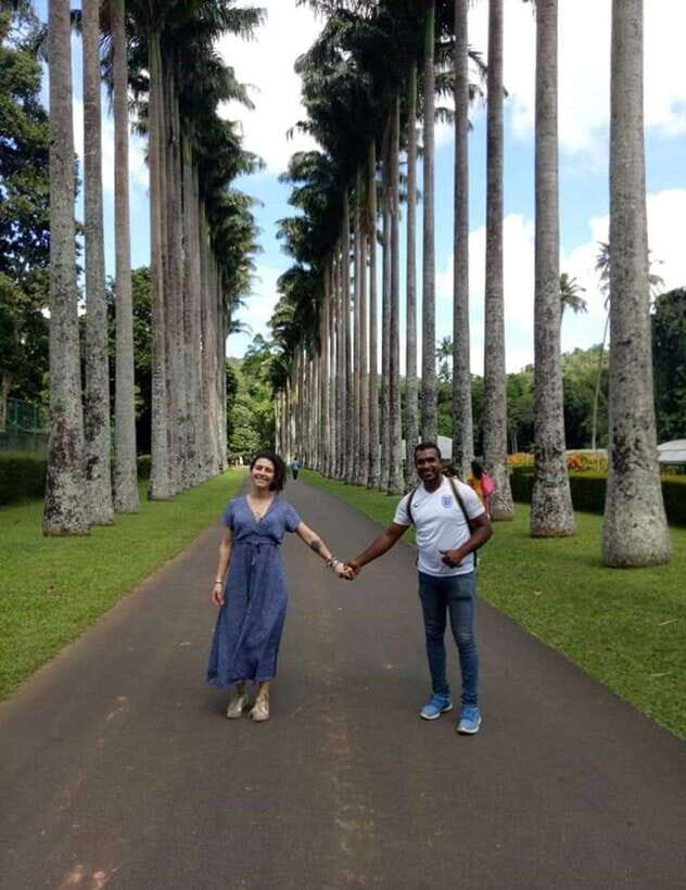 Kandy City Tour & Ambuluwawa Tuk Tuk Adventure - Spice, Wood, Batik, and Museums: Craft Stops Without the Pressure