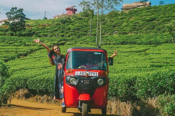 Kandy City Tour By Tuk Tuk - Geragama Tea Factory + Kandy Spice Walk: the smells and stories stop