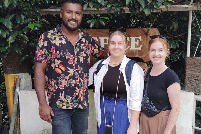 Kandy City Tour by Tuk Tuk with sana - Kandy in One Long Day, Built Around Short Visits
