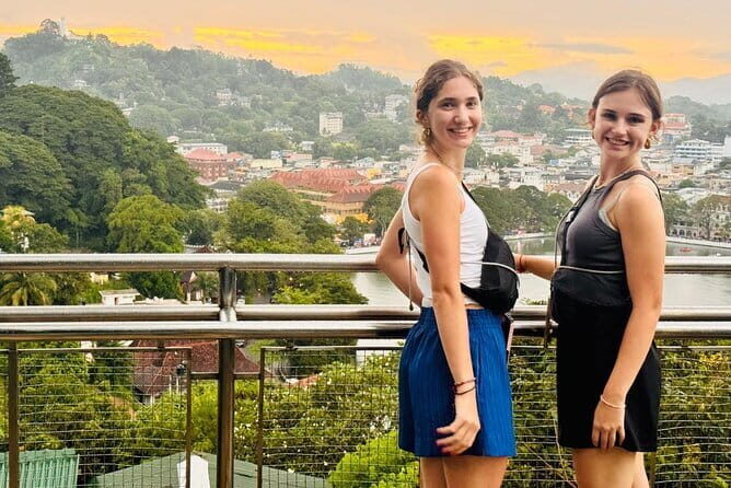 Kandy City Tour with Ambuluwawa by Tuk Tuk - Kandy View Point: quick, useful orientation