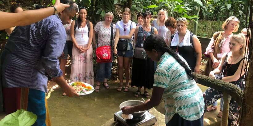 Kandy City Tour With Ambuluwawa Tower - Tea Factory + Wood Carving Family House: Everyday Sri Lanka, Not Just Landmarks