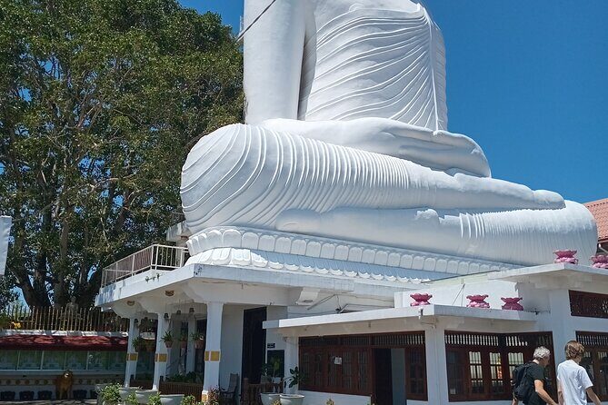 Kandy City Tour with Tuk-Tuk Private Experience - Kandy View Point and Bahirawakanda Temple: where the hills do the talking