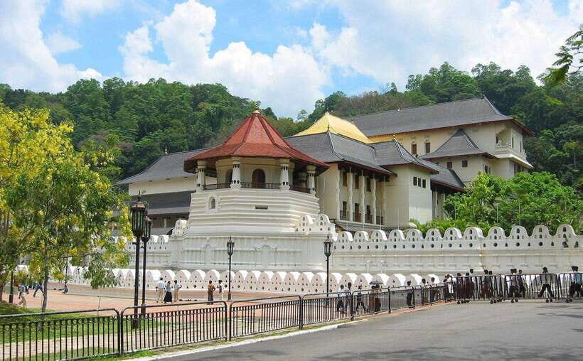 Kandy : Pinnawala Day Tour with Top Rated Local Guide - Kandy Culture Add-Ons That Are Actually Included