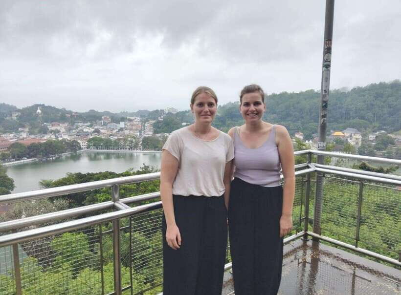Kandy: Private Tuk Tuk Tour with Temple of the Tooth - Tea factory and spice/herbal garden: tasting demos without turning it into a shopping trip