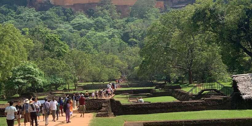 Kandy: Sigiriya Dambulla & Minneriya Park Safari day tour - Time management: why this feels like a marathon
